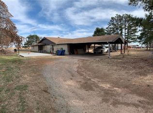 33081 Square Top Rd, Anadarko, OK 73005