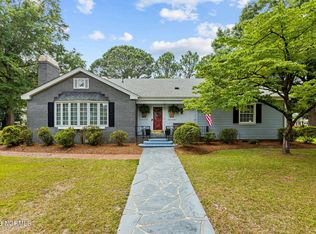101 Meadow Dr, Washington, NC 27889