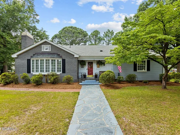 101 Meadow Drive, Washington, NC 27889