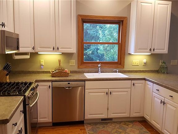 5th image of 4596 E Island Pines Dr
