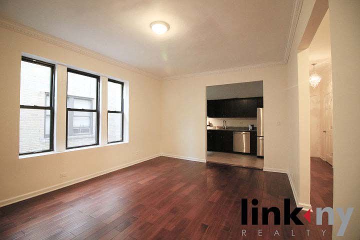1st image of 370 Fort Washington Ave APT 407
