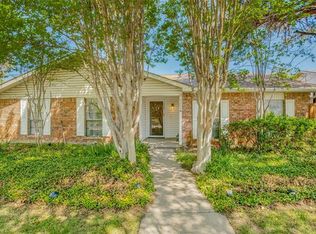 5204 Sherman Dr, The Colony, TX 75056