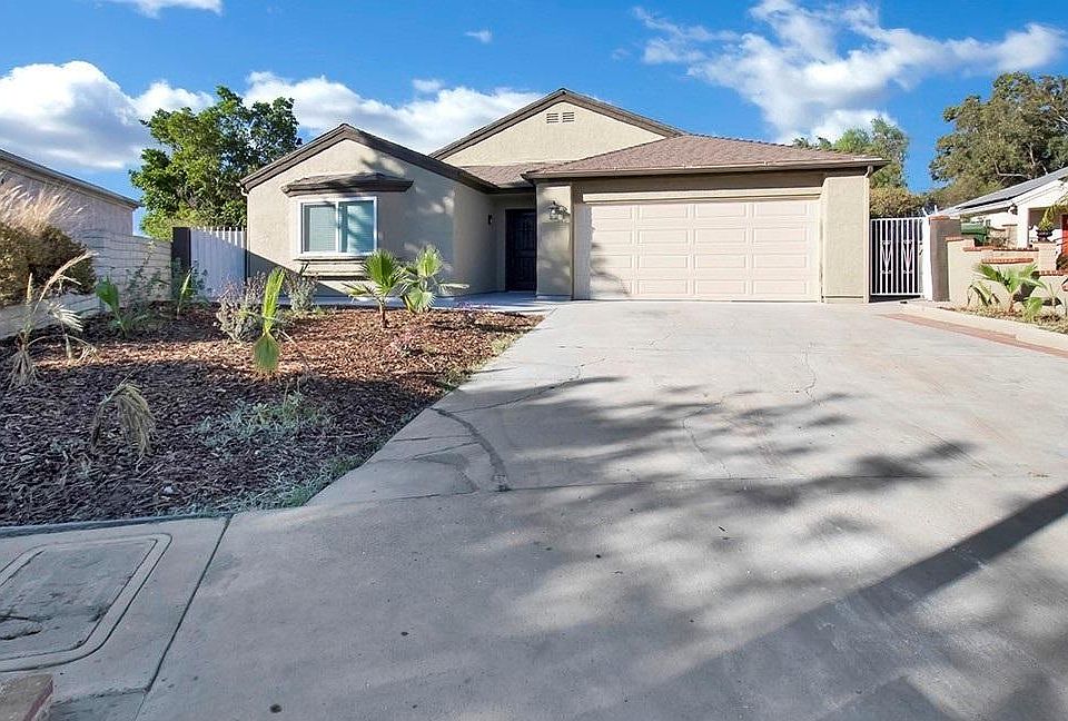 1st image of 13256 Azores Ave