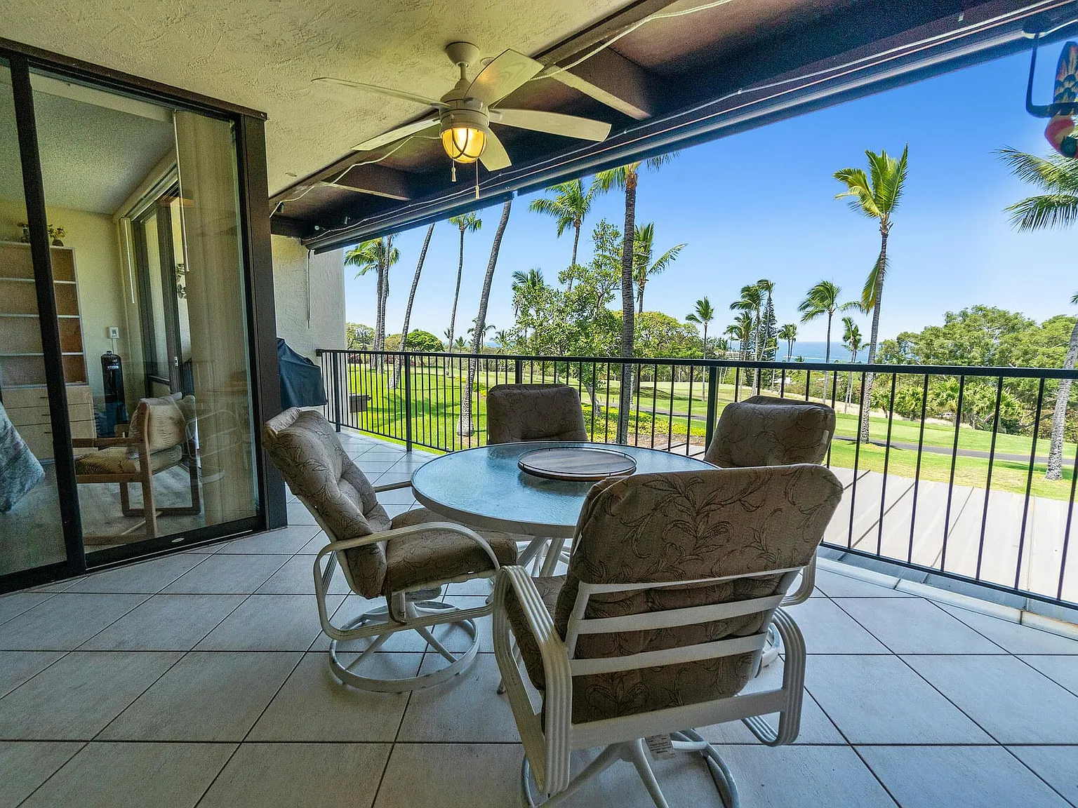 2 bed, 1000 sqft, $5,200 — Photo 2
