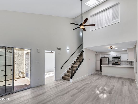 5th image of 1717 E UNION HILLS Drive #2029