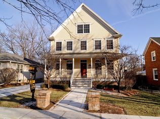 546 S Main St, Naperville, IL 60540