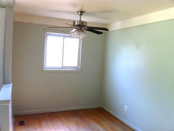 2nd image of 31835 Sandra Ln