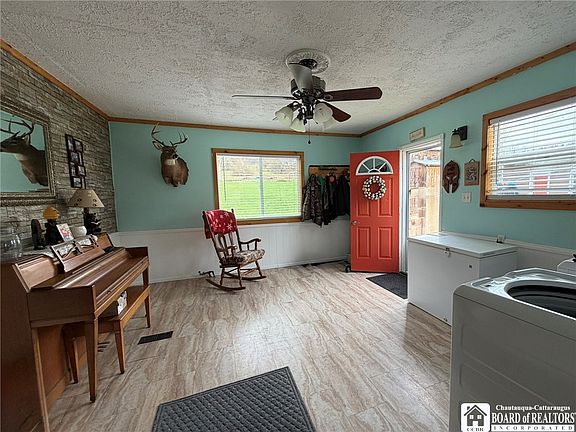 2nd image of 3640 Gerry Levant Rd