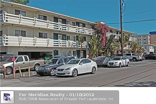 5th image of 1535 SE 15th St APT 108