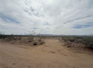 2597 Pine Rd, Golden Valley, AZ 86413