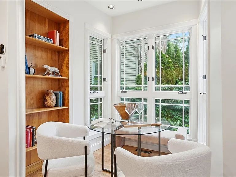 45 Market St #2 — Photo 3