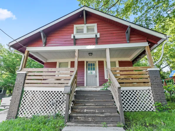 6107 Walrond Ave, Kansas City, MO 64130
