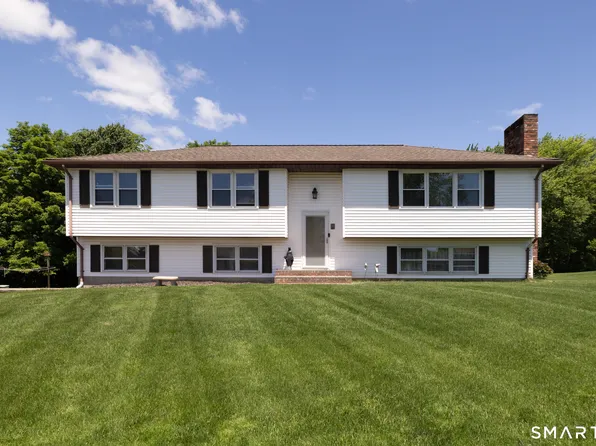 126 Pinnacle Road, Bristol, CT 06010