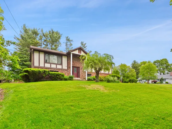 25 Fox Hollow Road, New Fairfield, CT 06812