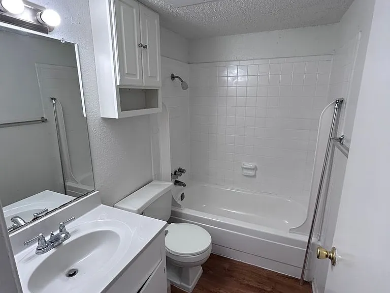 2803 Hemphill Park #B101 — Photo 12