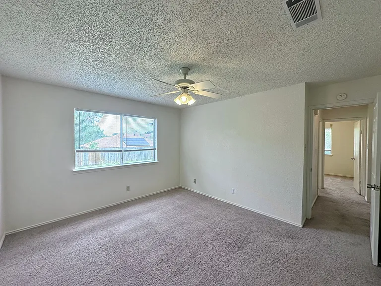 2312 Silverhill Dr — Photo 19