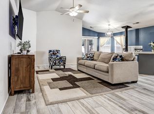 720 Morning Meadows Dr NE, Rio Rancho, NM 87144