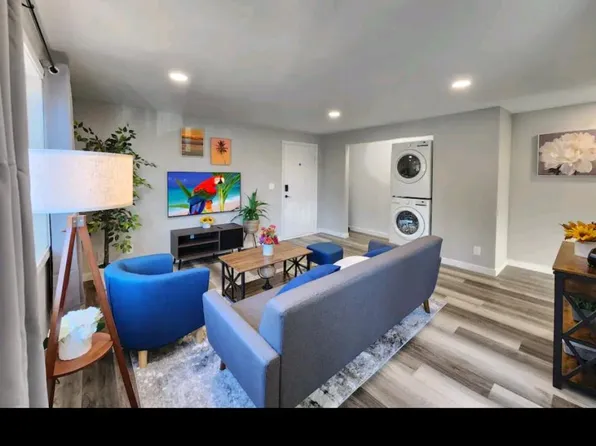 1737 S 305th Pl APT D, Federal Way, WA 98003