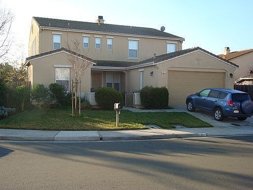 1st image of 2 Carrara Ct
