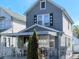 9117 214th St, Queens Village, NY 11428