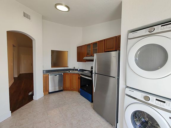 5th image of 87 NE 13th Ave #16