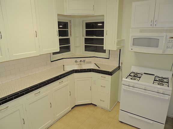 5th image of 605 E 28th St
