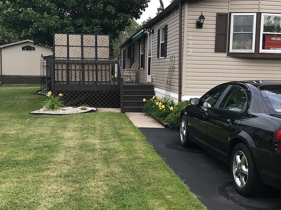 Front view & Parking