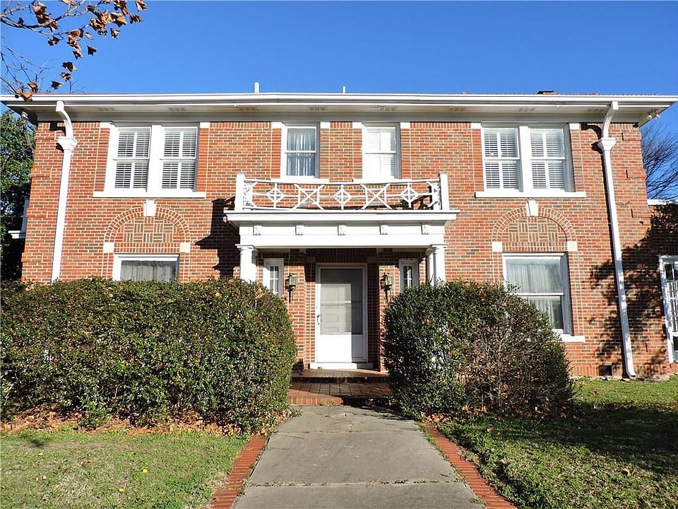 1st image of 2217 Pembroke Dr