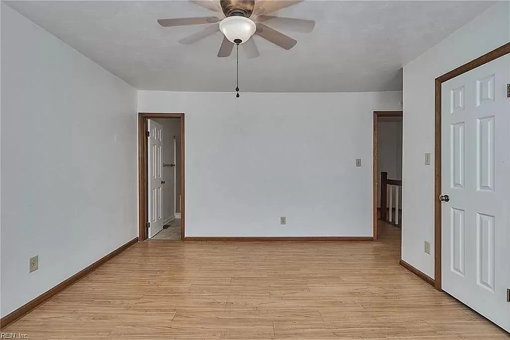 3 bed, 2.5 bath, 1460 sqft, $2,125 — Photo 3
