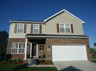 26443 Elk Run E, New Hudson, MI 48165