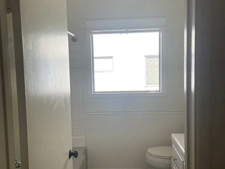 2236 Penrose St — Photo 9