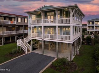 202 Sherrill St, Oak Island, NC 28465