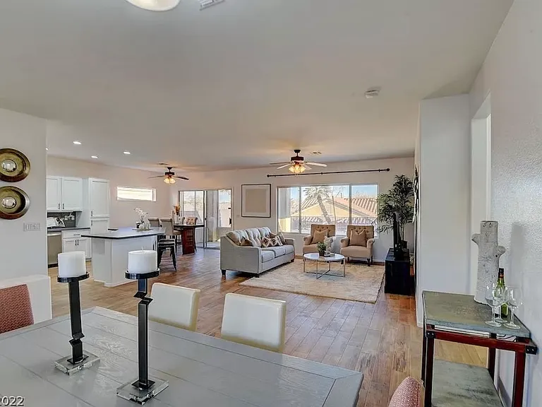 2578 Hayesville Ave — Photo 5