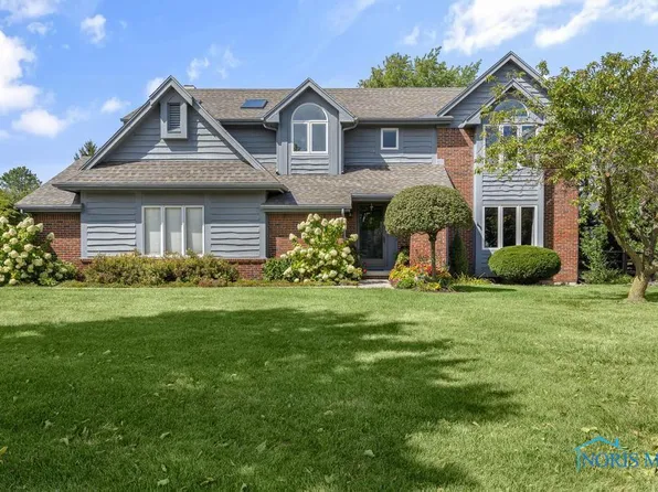 26835 Mohawk Dr, Perrysburg, OH 43551