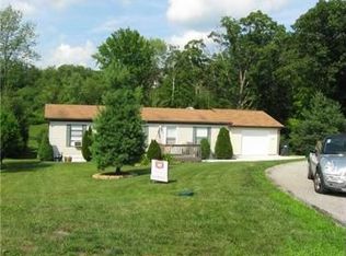 131 Evergreen St, Ellwood City, PA 16117