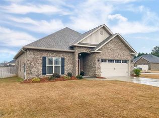 200 Lydia Dr, Bonaire, GA 31005