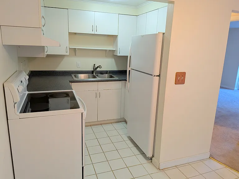 16 Juniper Rd #14A — Photo 6