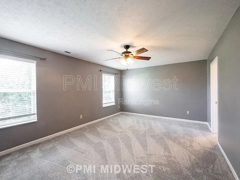 8802 Benjamin Ln — Photo 29