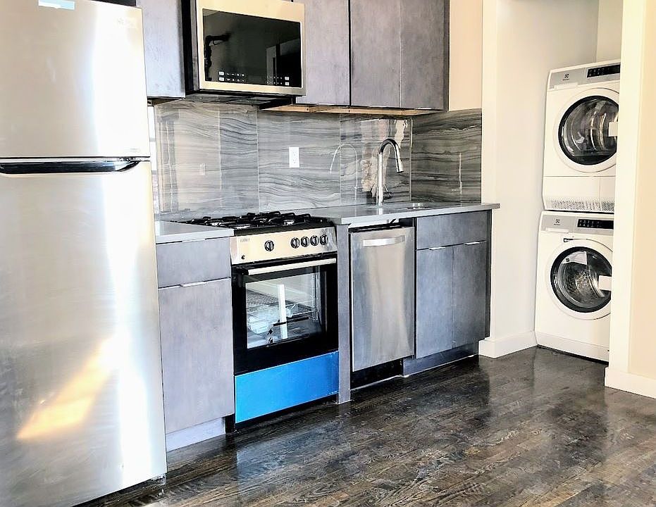 1st image of 215 E 117th St APT 1