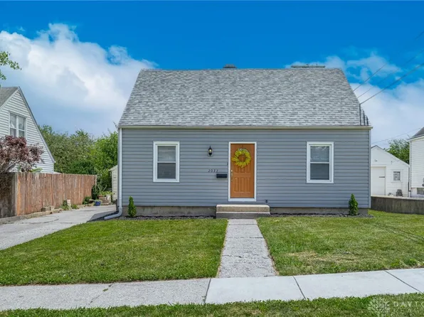 2032 E Bataan Dr, Dayton, OH 45420