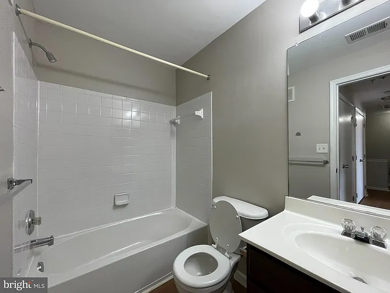 42301 Onyx Ter — Photo 18
