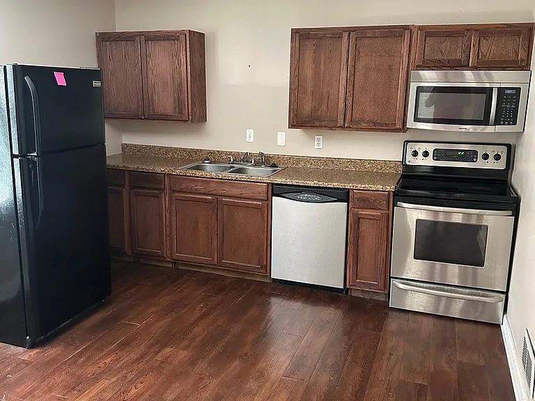 8135 Ditzler Ave — Photo 8