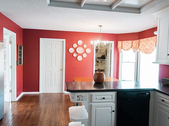4th image of 9411 Grace Lake Dr