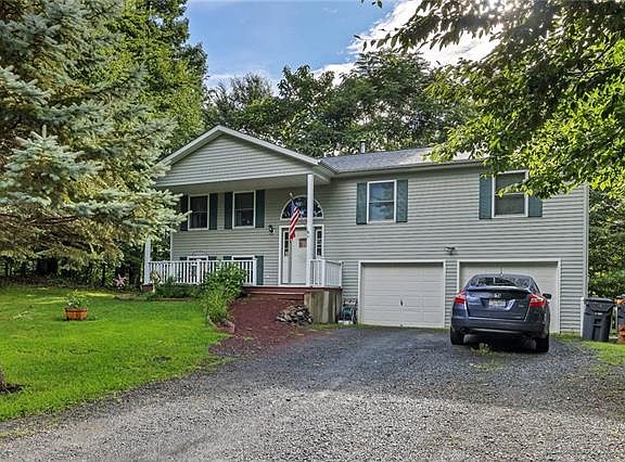 3rd image of 51 Witte Dr