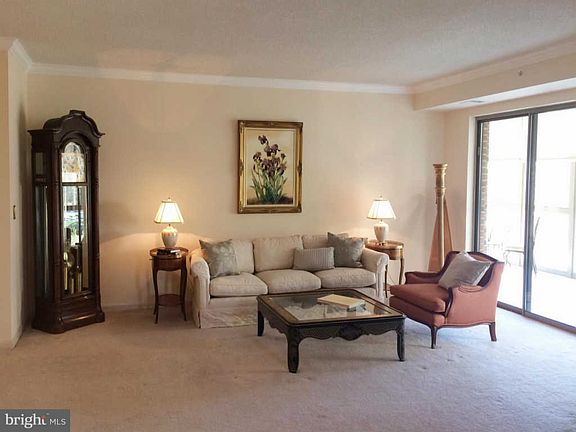 3rd image of 19370 Magnolia Grove Sq Unit 202