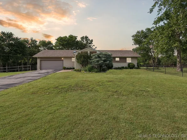 3263 W 72nd St, Tulsa, OK 74132