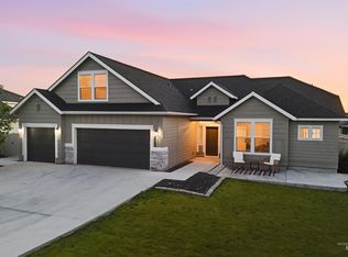 2369 N Meadowhills Ave, Star, ID 83669
