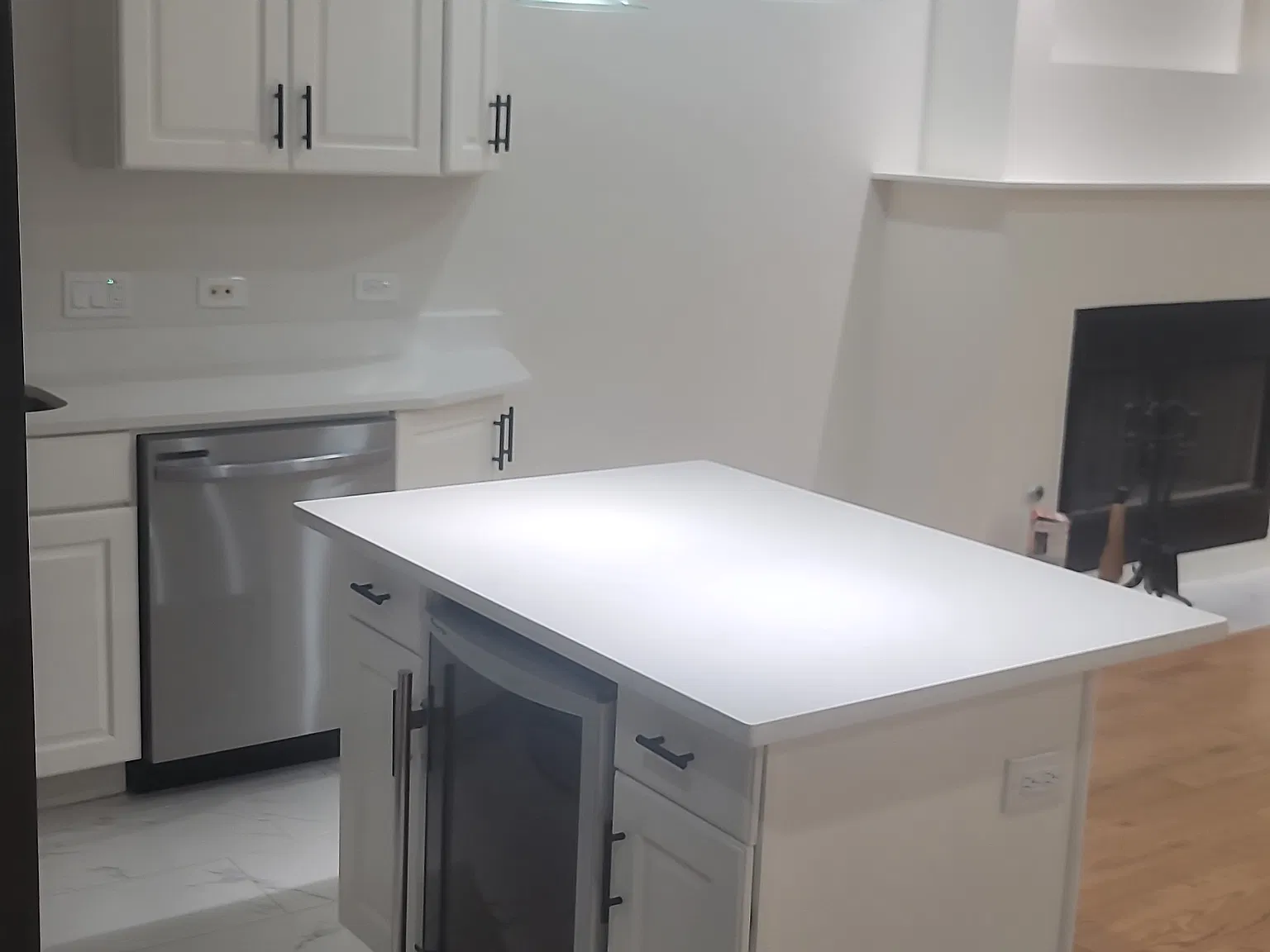 3 bed, 2.5 bath, 1600 sqft, $3,000 — Photo 4