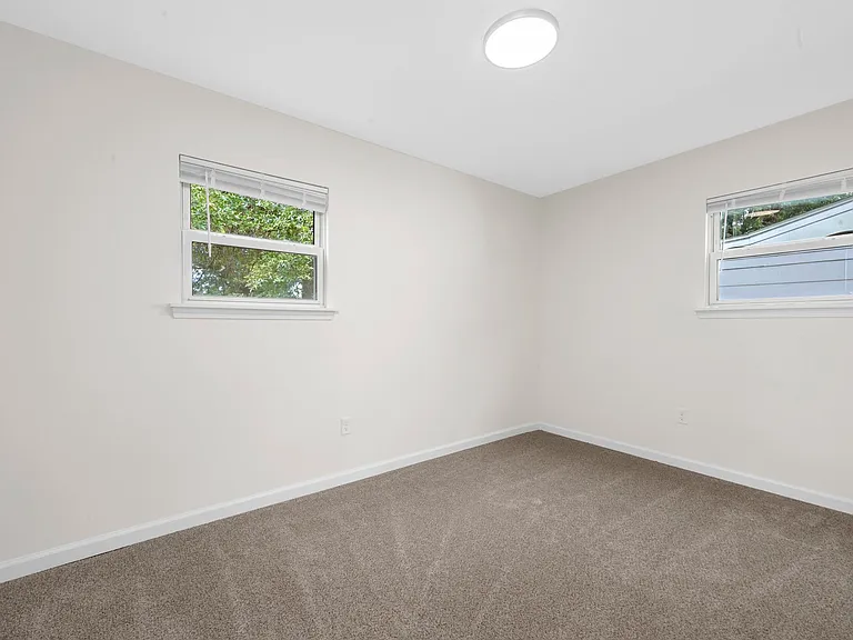1417 Plaza Pl — Photo 15