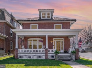746 S State St, Ephrata, PA 17522